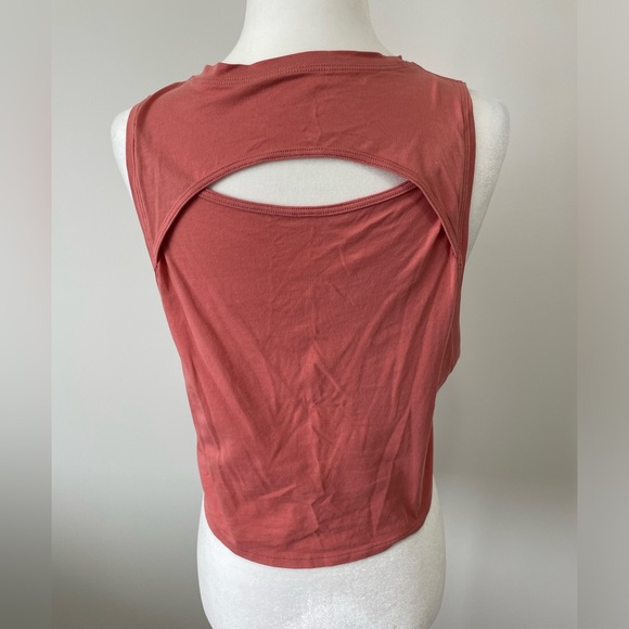 Lululemon Cut Back Crop Tank - Rustic Coral - No Size Tag - Picture 4 of 5
